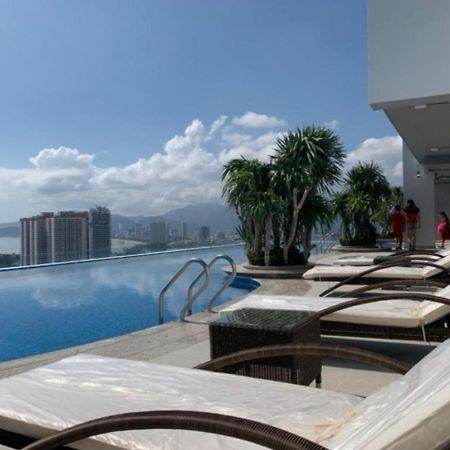 Beachfront Scenia Bay Apartment Nha Trang Buitenkant foto